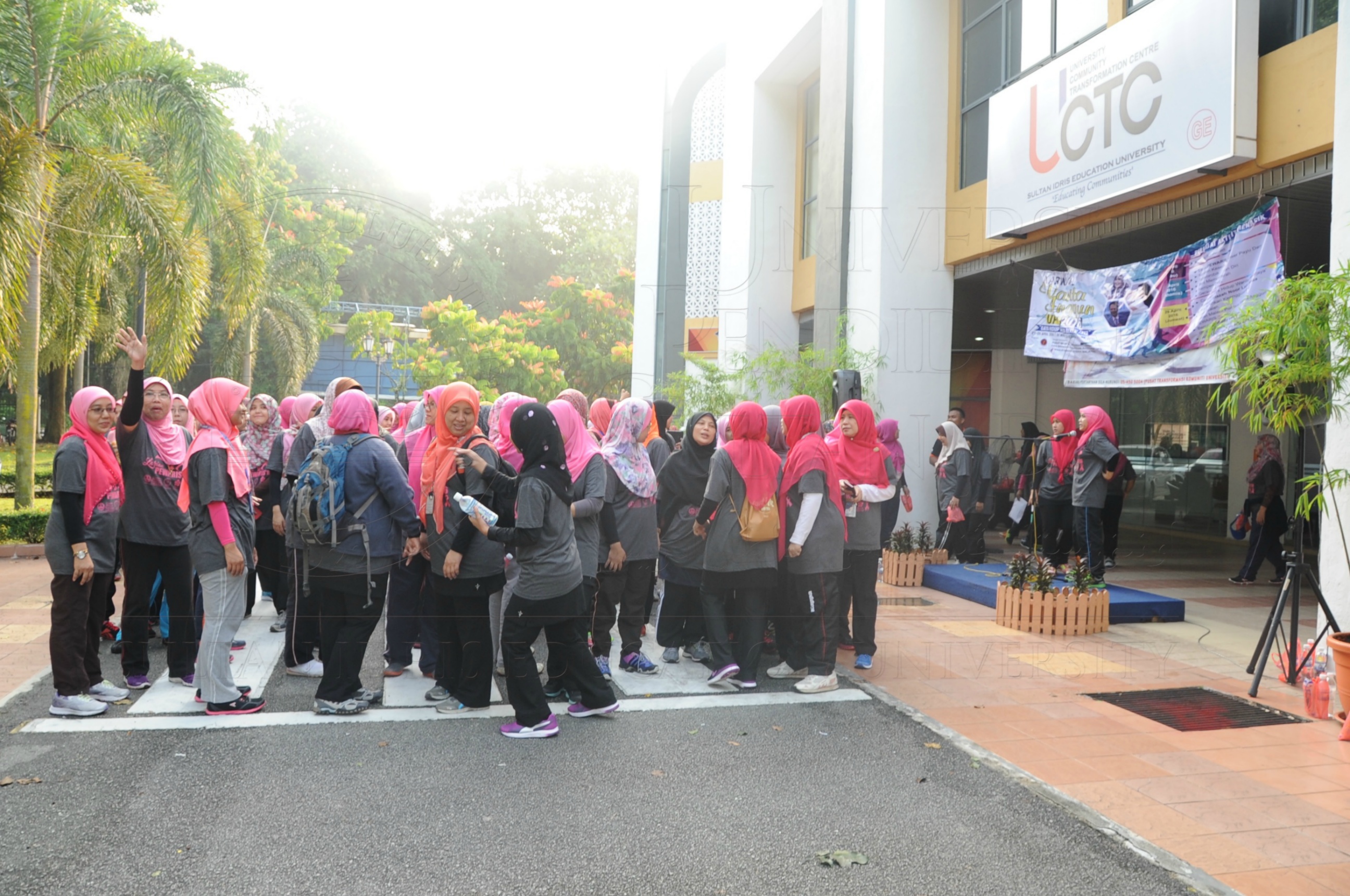 PRO 16 69 Karnival Pewaris 2016   UPSIHAS 8176